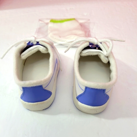 American Girl Doll Cheer Shoes Lavender/White & Socks Trimmed in Green 3271NJT - Picture 4 of 5